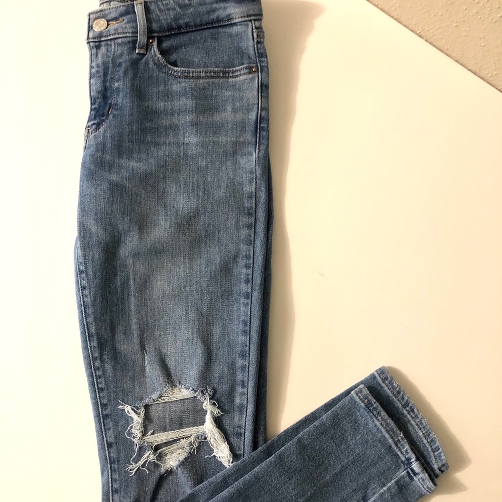 Levi’s 711 Skinny Jean